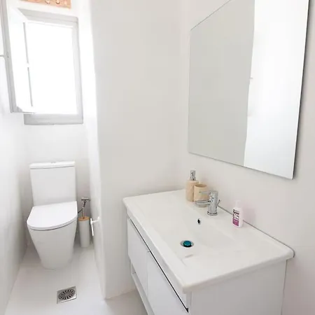 Апартаменты Swell S10 Maisonette With Private Jacuzzi In