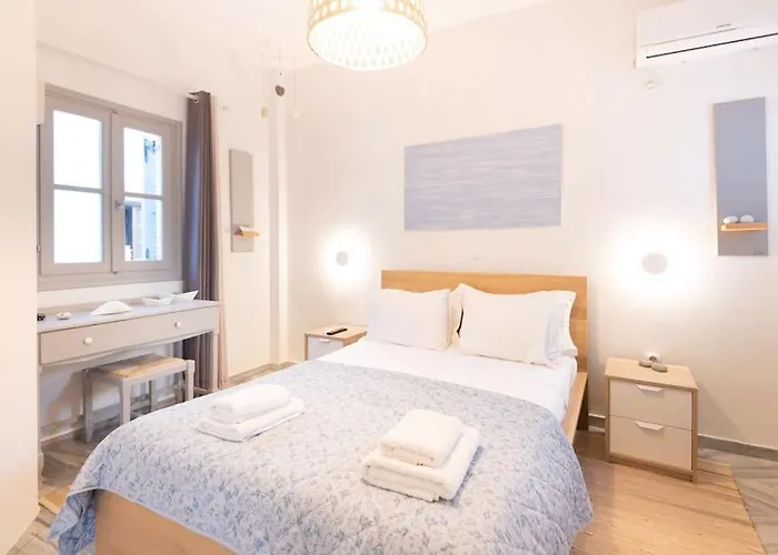 Swell S10 Maisonette With Private Jacuzzi In Naousa